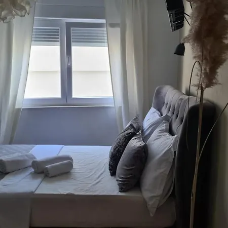 Queen Guest house