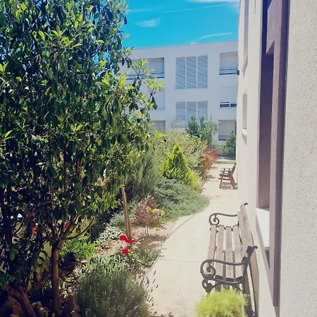 Queen Guest house